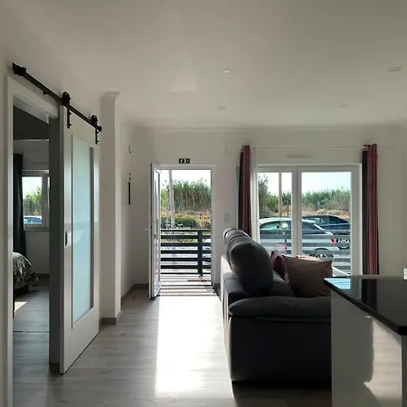 Daire Baleal - Modern Coastal - Sleeps 4-6 Ferrel (Leiria)